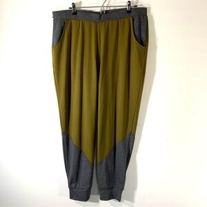 SERENA WILLIAMS Signature Statement Olive & gray Joggers